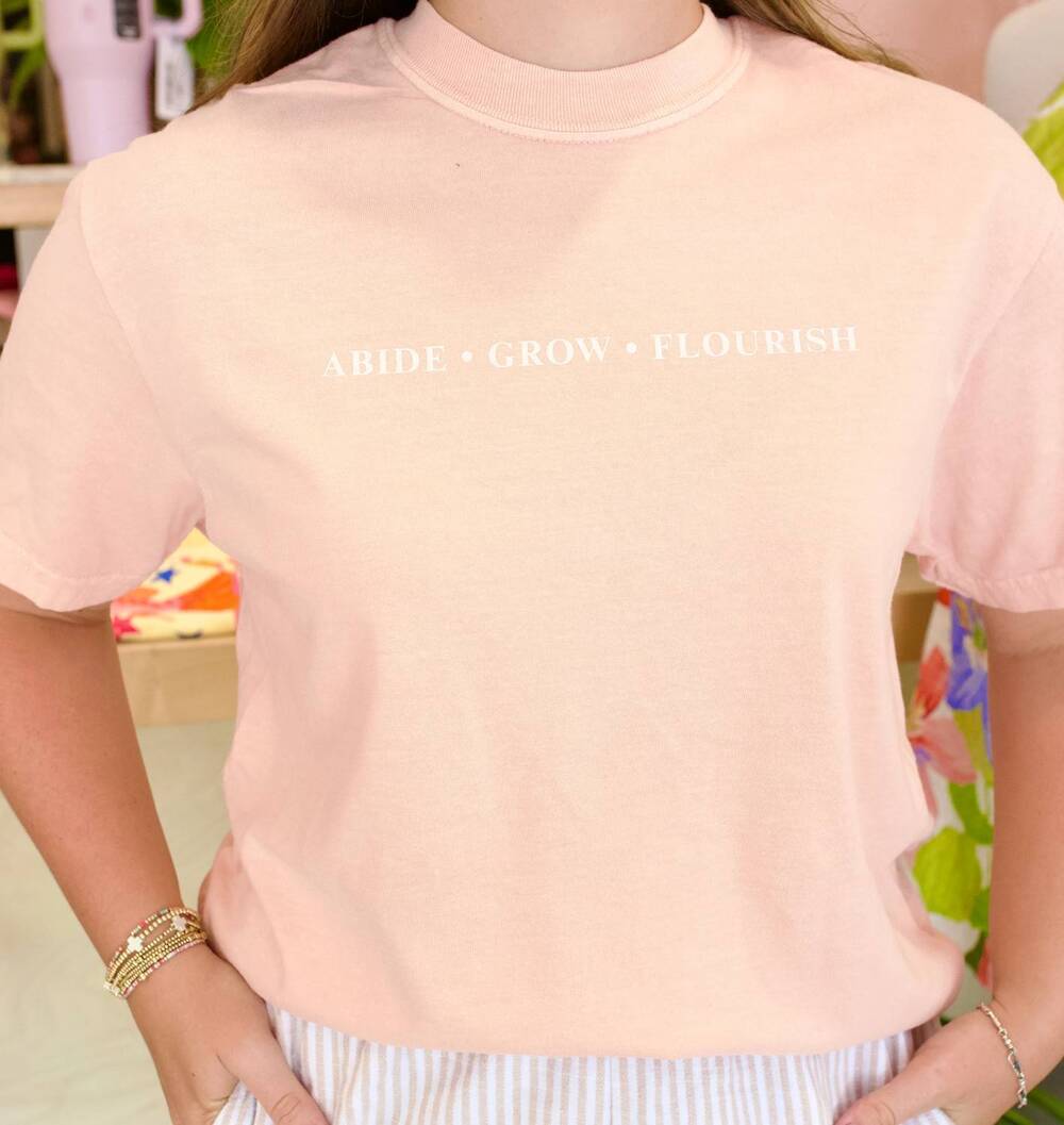 NEW COMFORT COLORS abide and flourish floral cart tee in peach